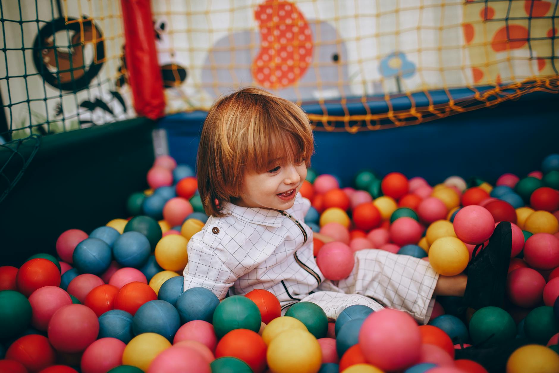 Understanding Child Contact Centres: A Guide for Separated Parents